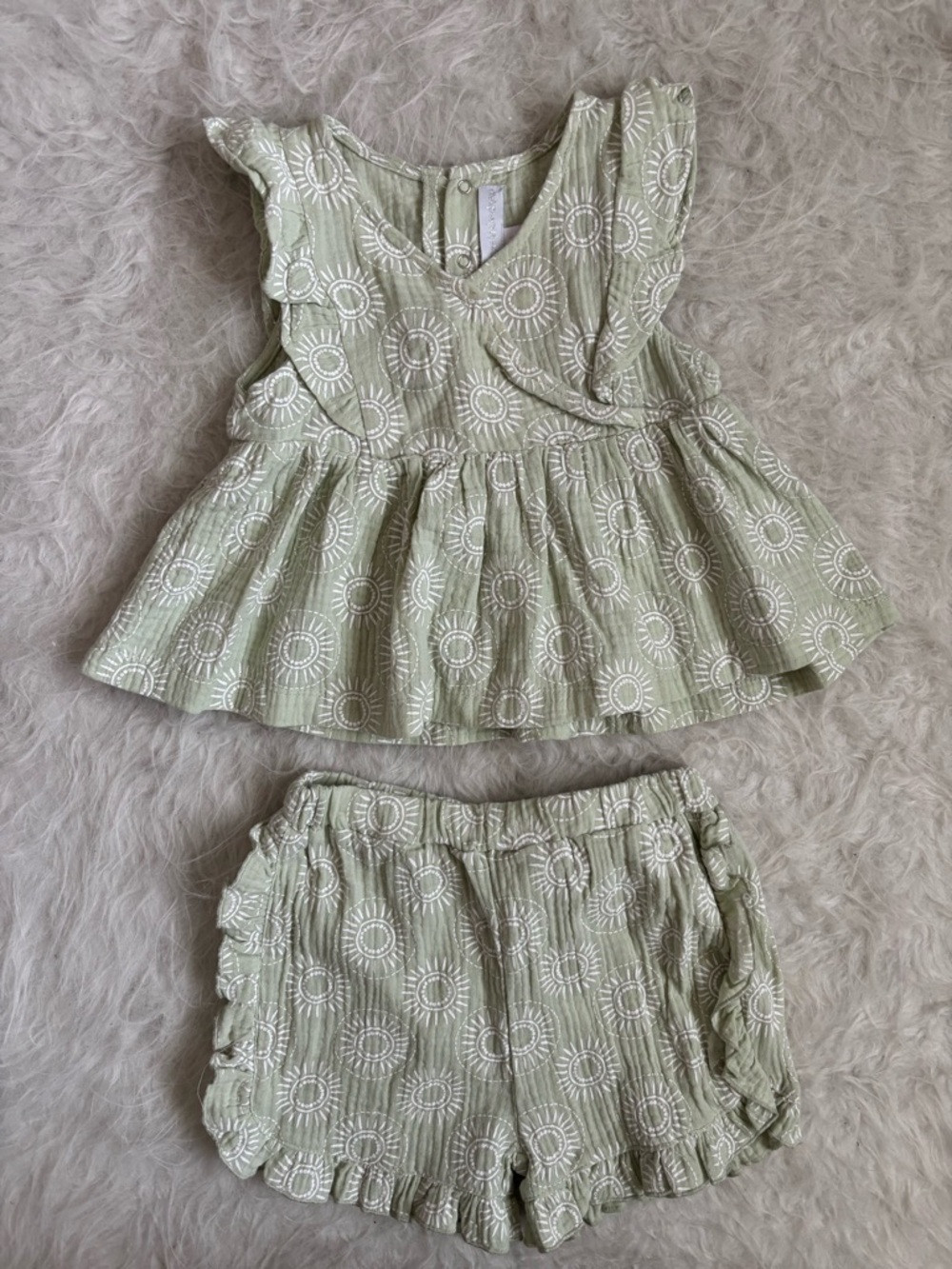 Catherine Malandrino Light Sage Sunburst Matching Ruffle Top & Shorts Set